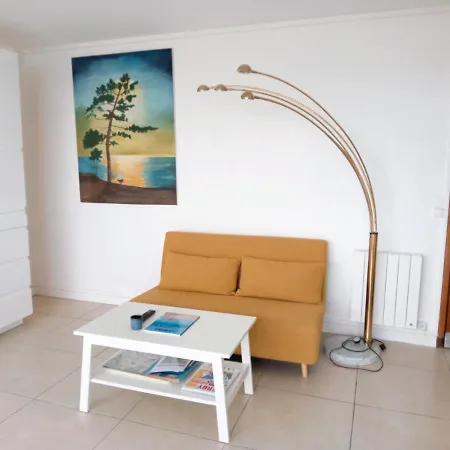 T1 Bis Neuf Avec Petite A 150m De La *