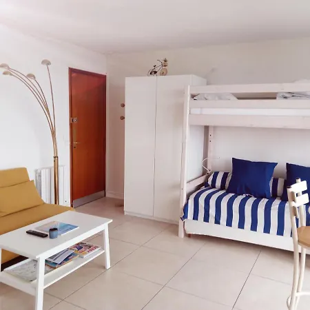 Apartment T1 Bis Neuf Avec Petite A 150m De La