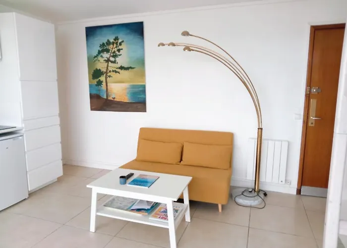 T1 Bis Neuf Avec Petite A 150m De La *