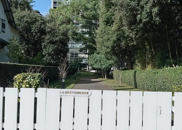 T1 Bis Neuf Avec Petite A 150m De La La Baule